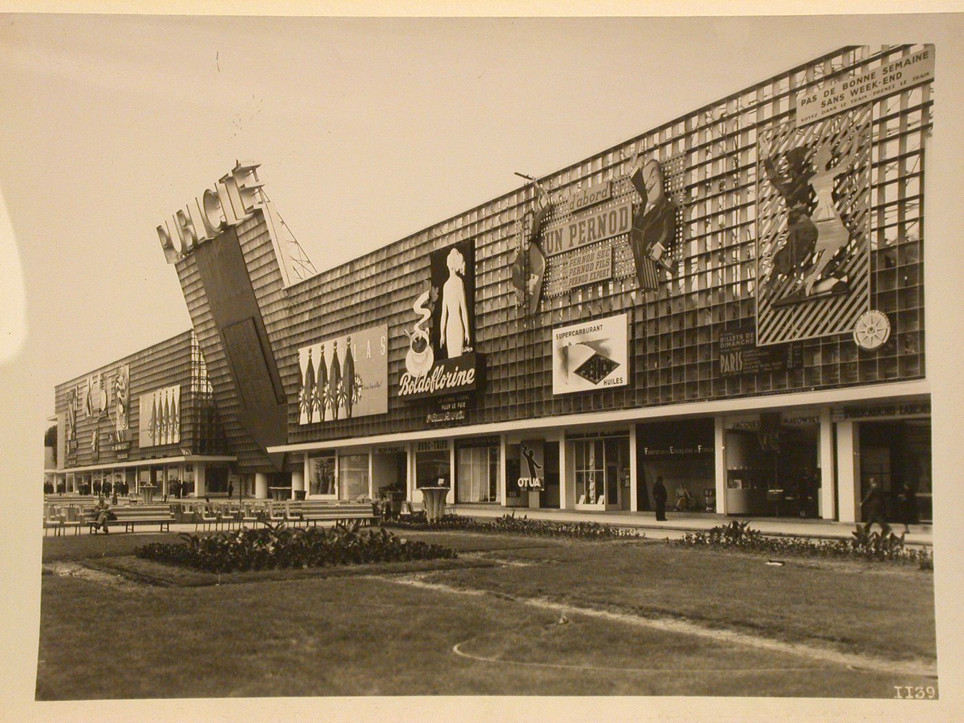 View of the Pavillon de la Publicité, 1937 Exposition internationale, Paris, France