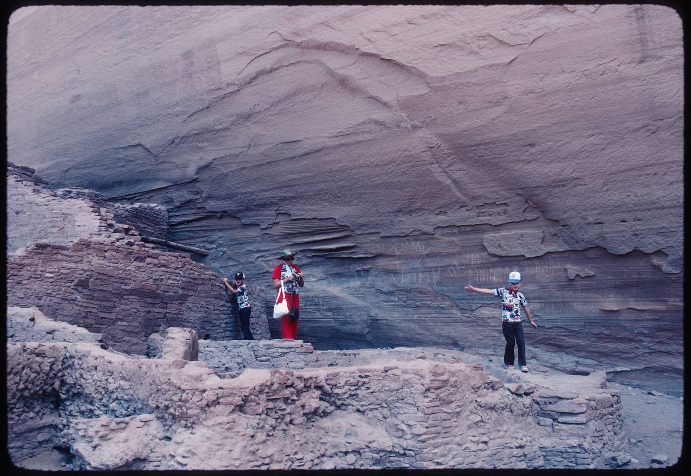 People, Canyon de Chelly National Monument, Arizona