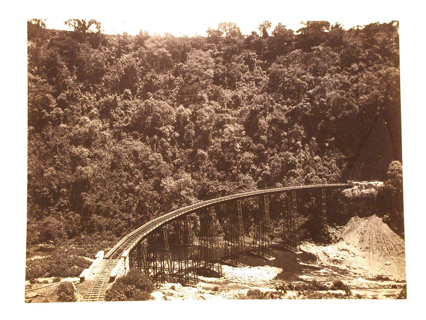 View of the railroad bridge over the Metlac Ravine, Veracruz-Llave, Mexico