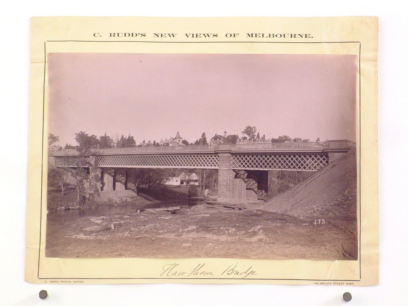 View of Hawthorn Bridge over the Yarra River, Melbourne, Australia