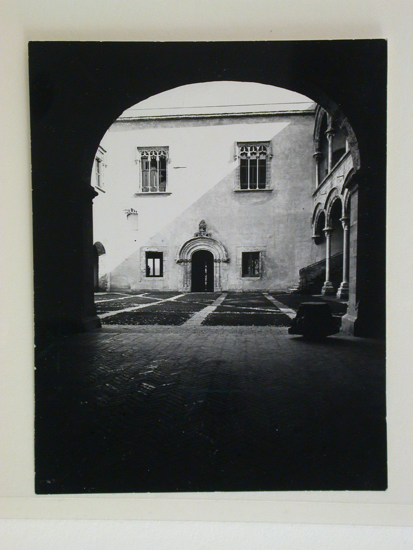 View of the courtyard, Palazzo Abatellis, Galleria regionale della Sicilia, Palermo, Italy