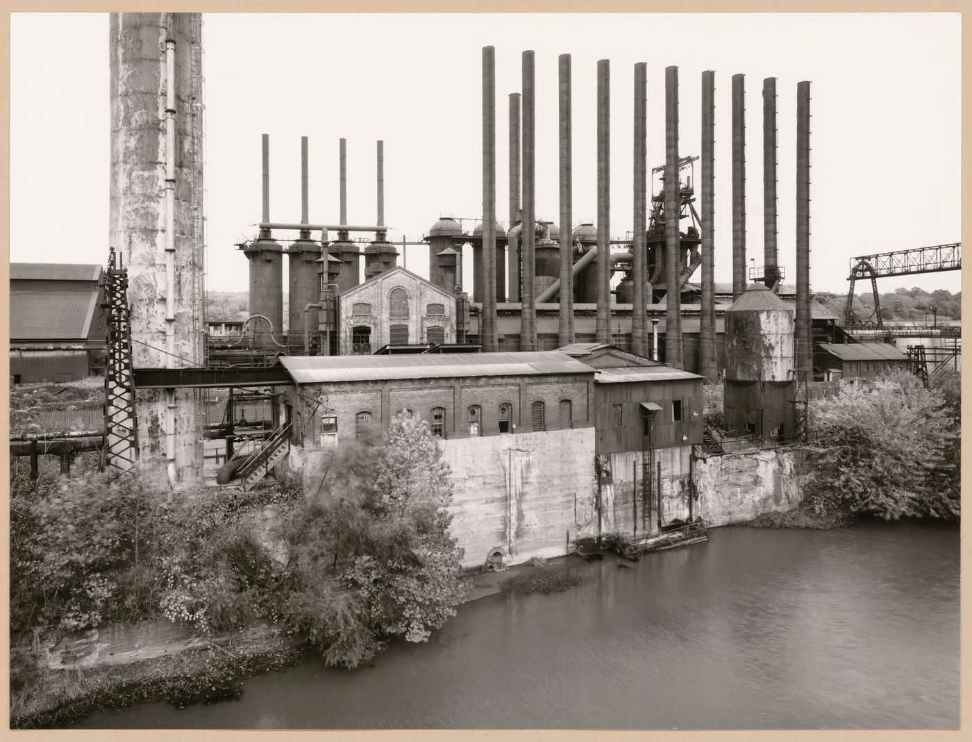 View of Sheet & Tube Co. steel mill showing blast furnaces, Youngstown ...