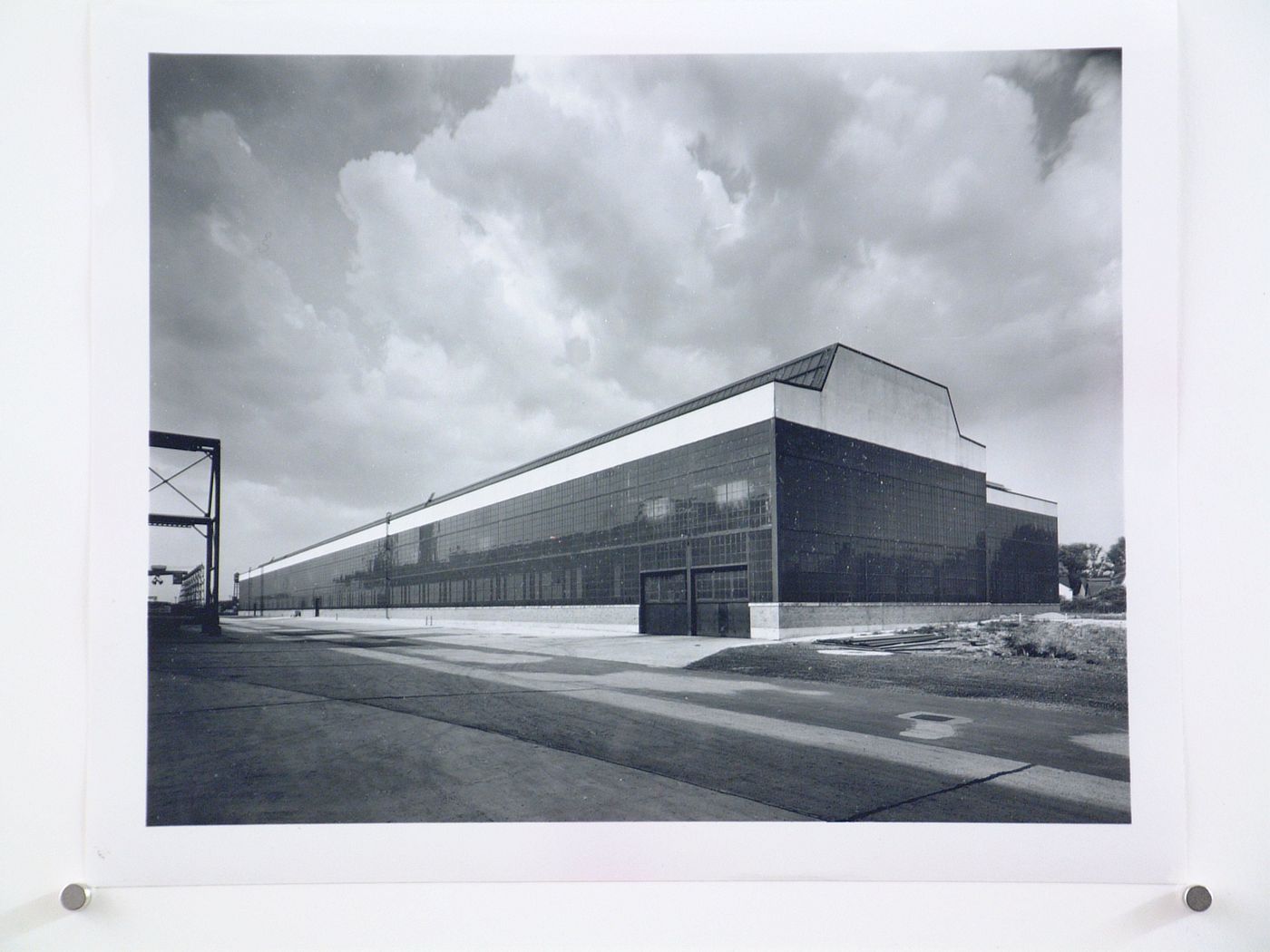 View of the principal and lateral façades of the Press Shop, Chrysler Corporation DeSoto division Automobile Assembly Plant, Wyoming Avenue, Detroit, Michigan