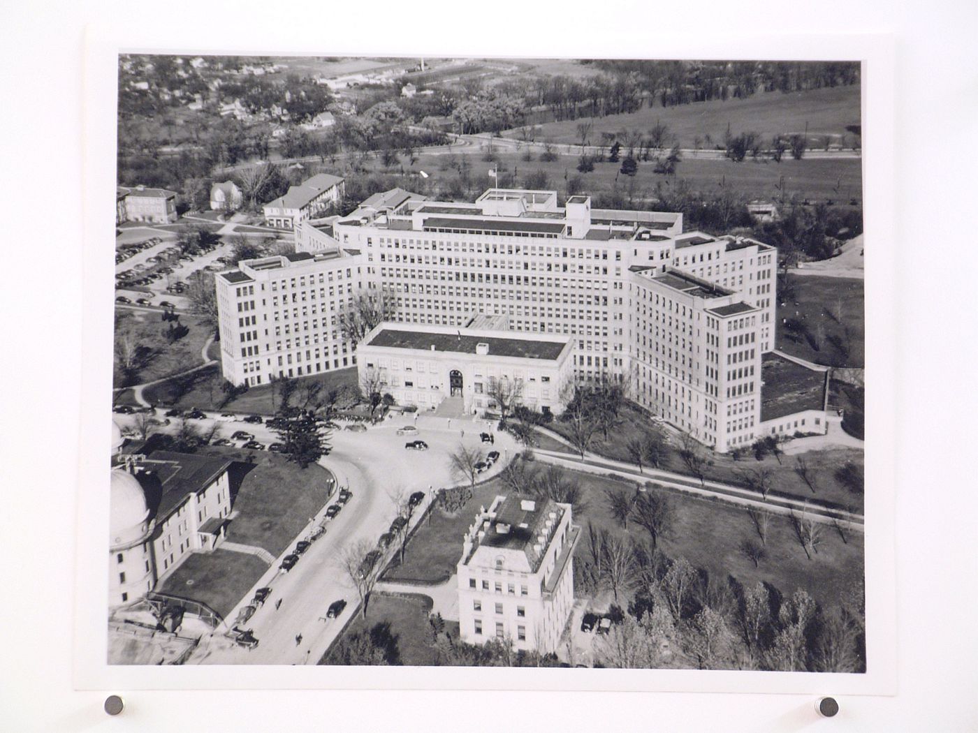 Aerial view of the University Hospital (now the University of Michigan Health System), 1500 East Medical Center Drive, University of Michigan, Ann Arbor, Michigan
