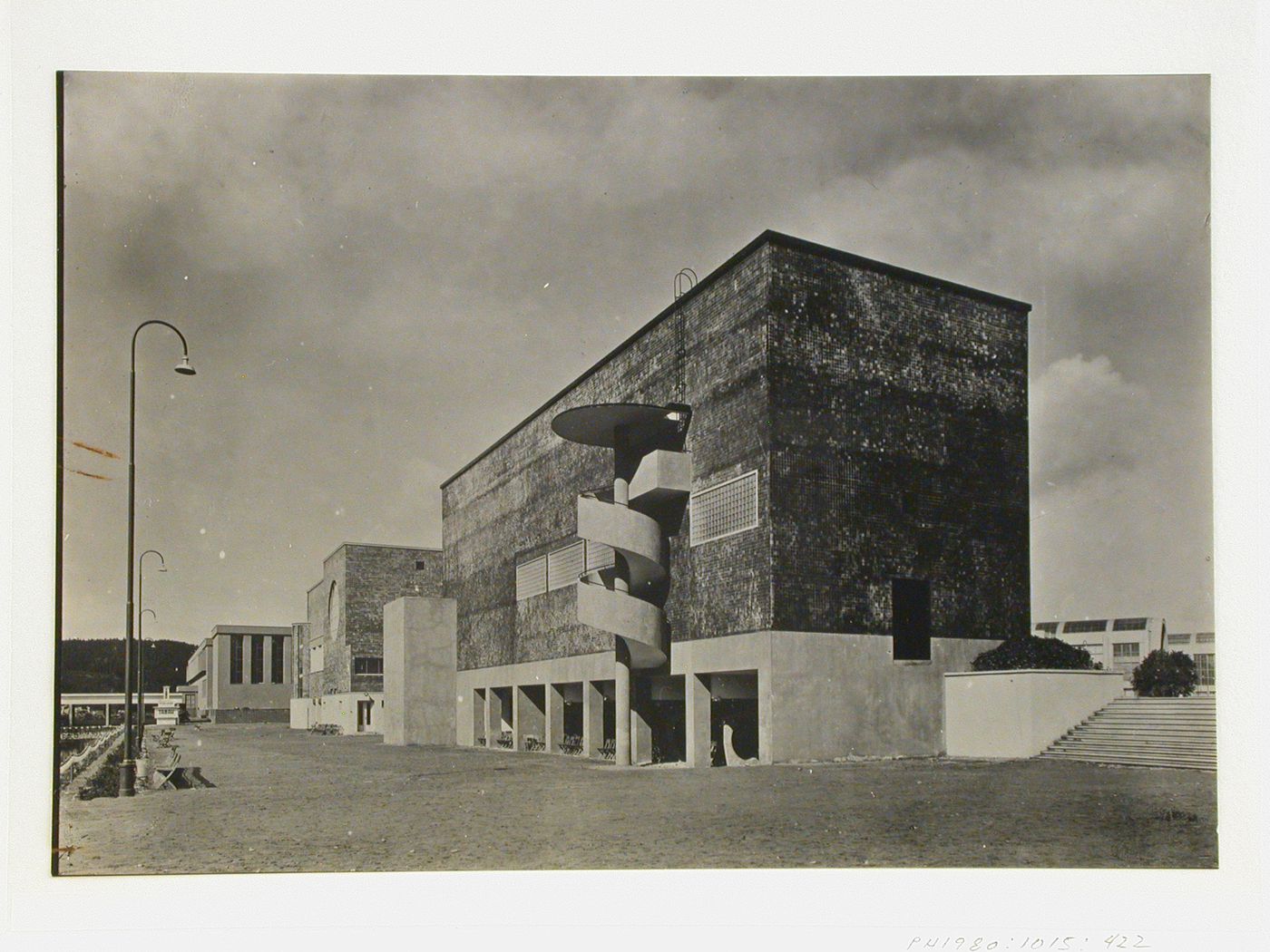 Pavillon d'exposition de la ville de Brno. Tchécoslovaquie. Bohuslav Fuchs, architecte à Brno