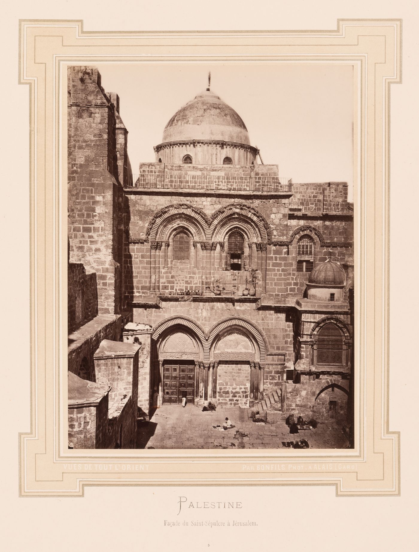 Facade du Saint-Sepulcre a Jerusalem